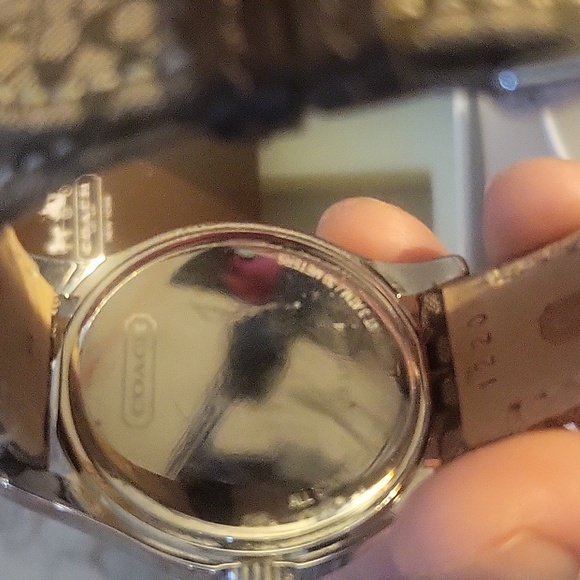 Coach Watch - Picture 3 of 4